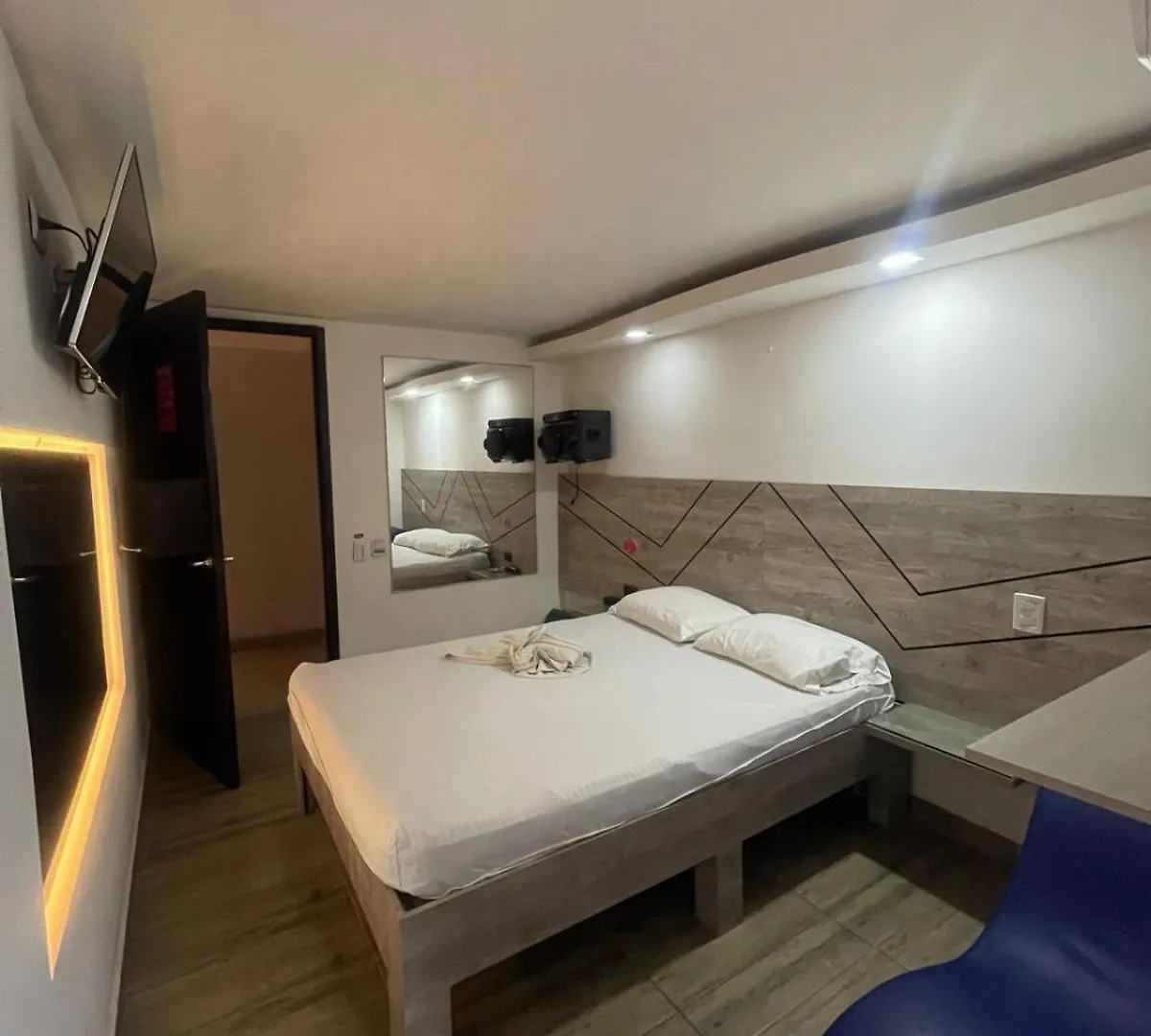 Motel Caramelo Cali 0*,